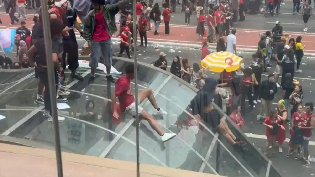 Avenida Paulista foi palco de campanha de Lula neste domingo, 11