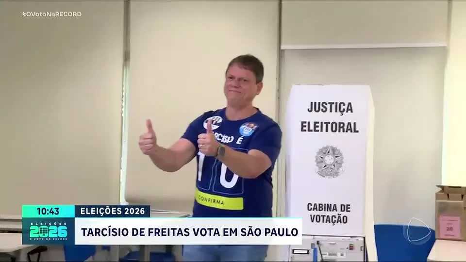 Tarcísio de Freitas e Fernando Haddad votam em São Paulo