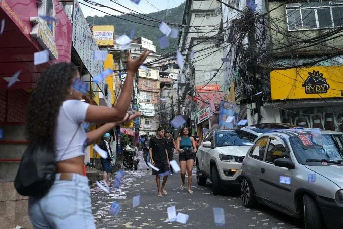 Jovem mulher identificada como Rainha de Rodeio de Almas que faleceu após ser atingida por descarga elétrica