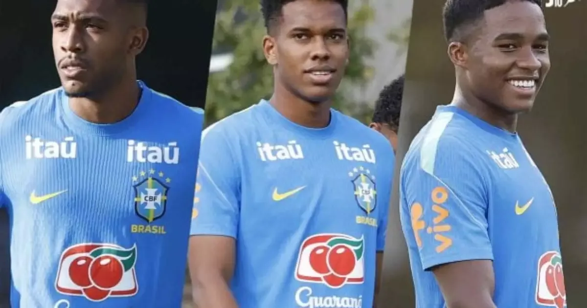 Jogadores brasileiros em ação durante competições internacionais de futebol