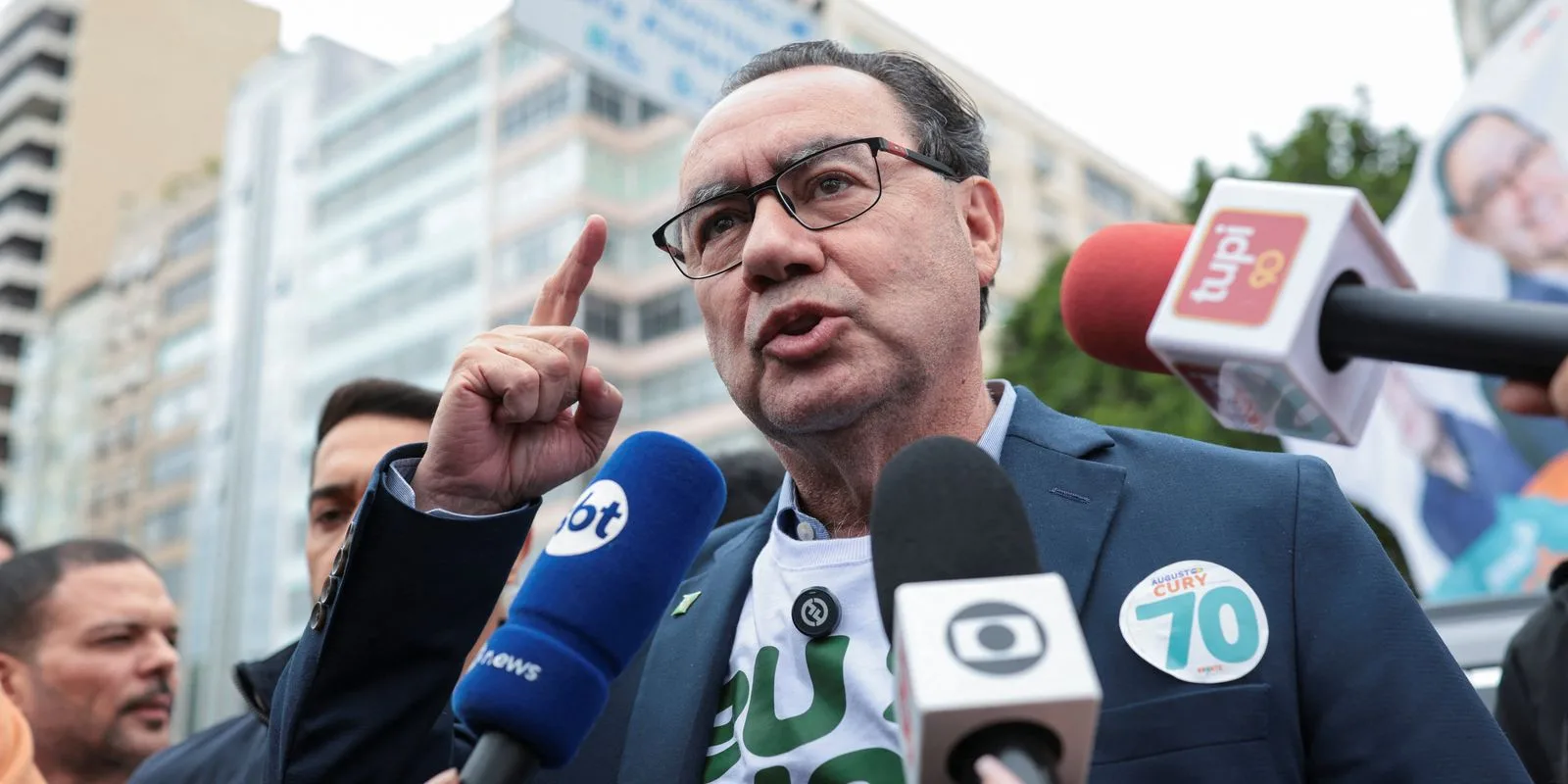 Augusto Cury durante apresentação de sua campanha presidencial